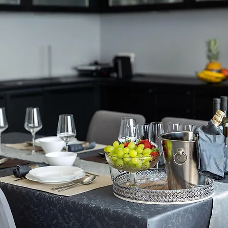 Luxusapartment Mit Traumhaften Meerblick Und Eigenem Weinkeller