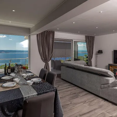 アパート Luxusapartment Mit Traumhaften Meerblick Und Eigenem Weinkeller ドラマリ