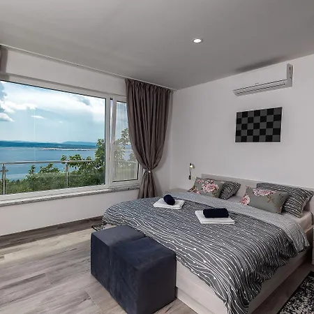 Lägenhet Luxusapartment Mit Traumhaften Meerblick Und Eigenem Weinkeller *