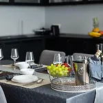 Luxusapartment Mit Traumhaften Meerblick Und Eigenem Weinkeller